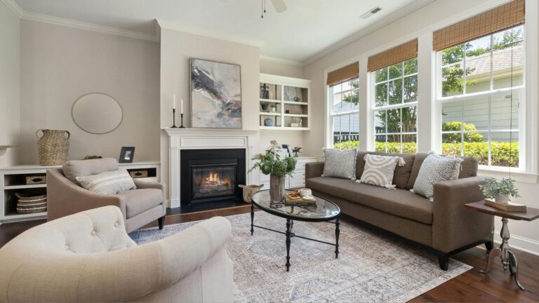 Quartist: A Durable and Elegant Metamorphic Stone Shaping Modern Design