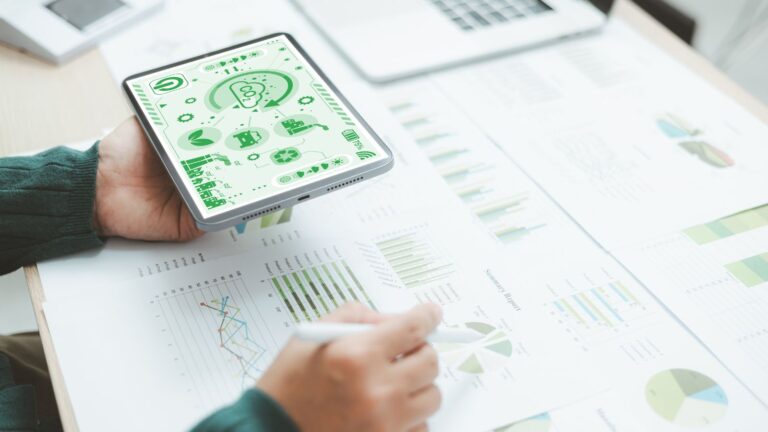 Luxury FintechZoom: The Future of Premium Digital Wealth Management